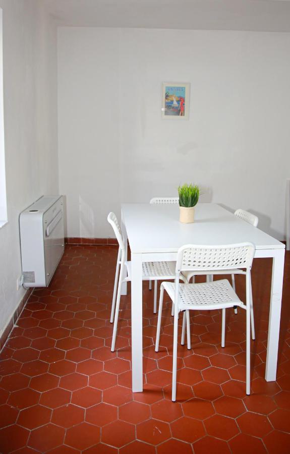 L'Hacienda Apartment อองทีบส์ ภายนอก รูปภาพ