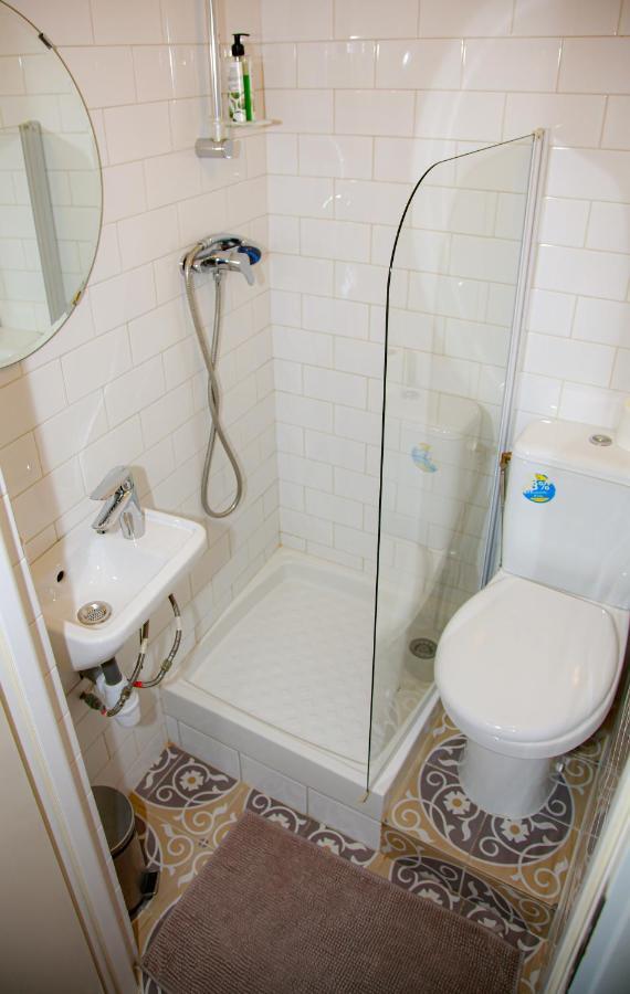 L'Hacienda Apartment อองทีบส์ ภายนอก รูปภาพ
