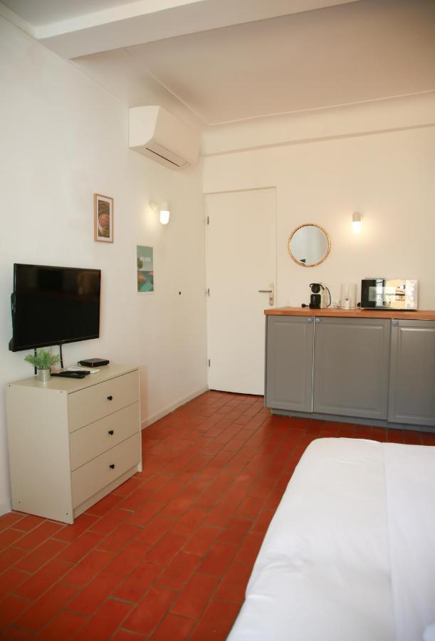 L'Hacienda Apartment อองทีบส์ ภายนอก รูปภาพ