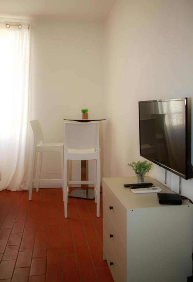 L'Hacienda Apartment อองทีบส์ ภายนอก รูปภาพ